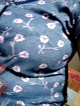 Hot  bhabhi 99 online show from 10-11-25, 03:02