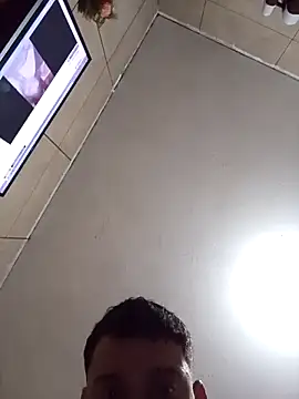 Snapshot of Wolffj6 chatting on 12-20-25, 05:16 Wolffj6 online show from 12-20-25, 05:16