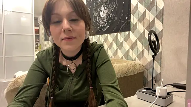 RebelKitsune online show from 10-12-25, 06:31