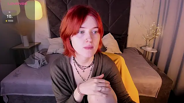 Freirenee online show from 10-15-25, 01:52