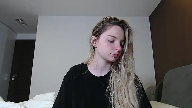 Snapshot of jessicahbelle chatting on 06-12-26, 02:20 jessicahbelle online show from 06-12-26, 02:20