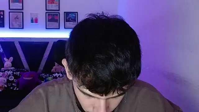 Sebasxxl12 online show from 10-11-25, 01:45