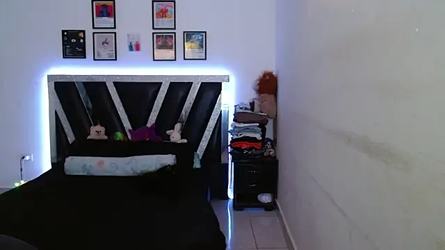 Sebasxxl12 online show from 12-22-25, 06:13