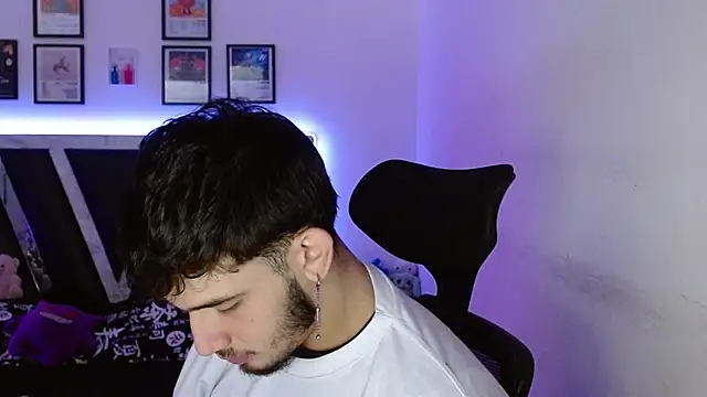 Sebasxxl12 online show from 10-20-25, 03:01