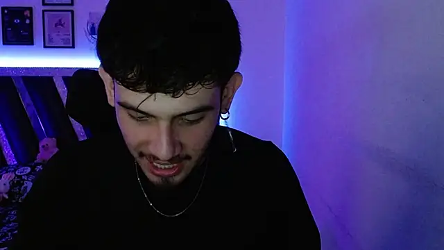 Sebasxxl12 online show from 10-04-25, 09:55