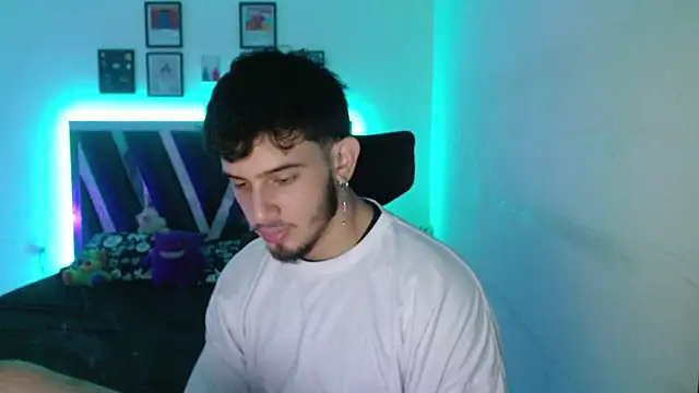 Sebasxxl12 online show from 10-15-25, 04:48