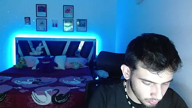 Sebasxxl12 online show from 02-24-26, 08:53