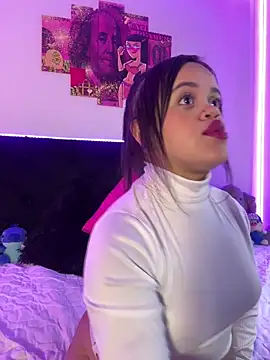 Snapshot of Sussyroxxx chatting on 11-03-25, 09:51 Sussyroxxx online show from 11-03-25, 09:51