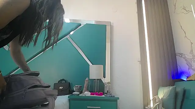 chloe  Jones  online show from 04-01-26, 12:50