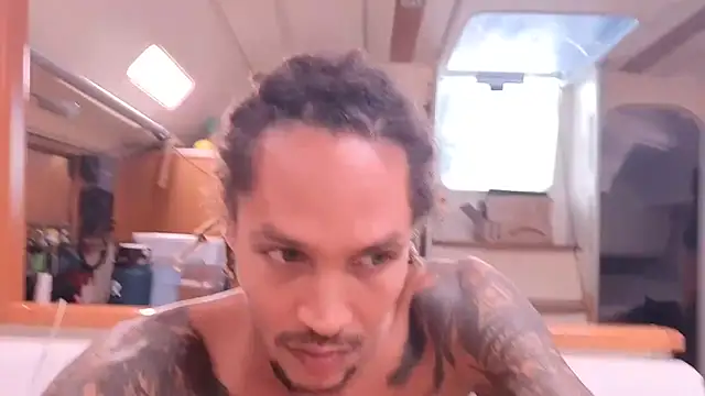 Monk and Mia online show from 11-15-25, 01:15