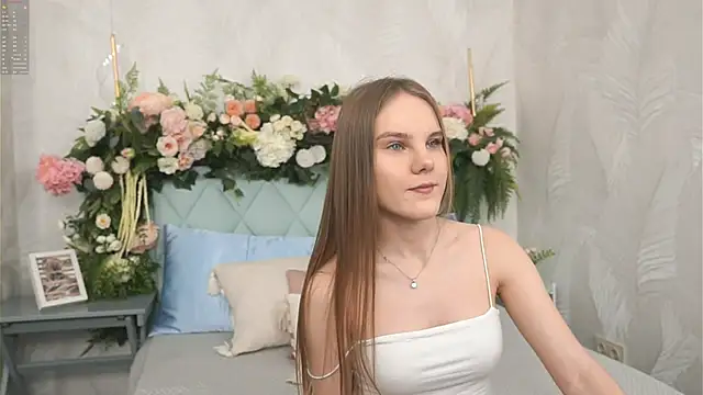 Lili Lohan online show from 03-15-26, 05:03