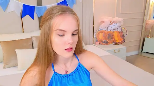 Lili Lohan online show from 10-05-25, 05:03