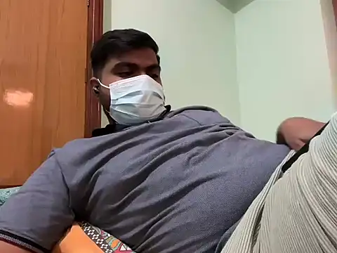 Snapshot of Romeo_Sam2 chatting on 09-29-25, 08:21 Romeo Sam2 online show from 09-29-25, 08:21