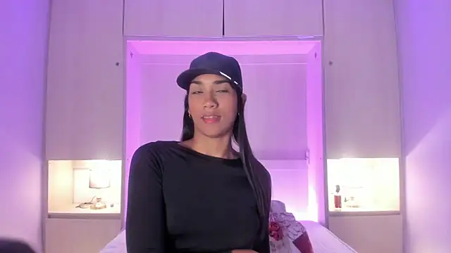 AnahiCollins online show from 02-01-26, 11:41