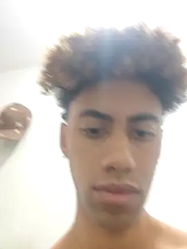 Snapshot of The_boy_good chatting on 04-04-26, 10:05 The boy good online show from 04-04-26, 10:05