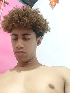 Snapshot of The_boy_good chatting on 02-08-26, 12:08 The boy good online show from 02-08-26, 12:08