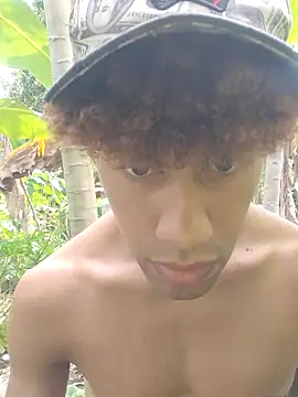 Snapshot of The_boy_good chatting on 02-20-26, 06:32 The boy good online show from 02-20-26, 06:32