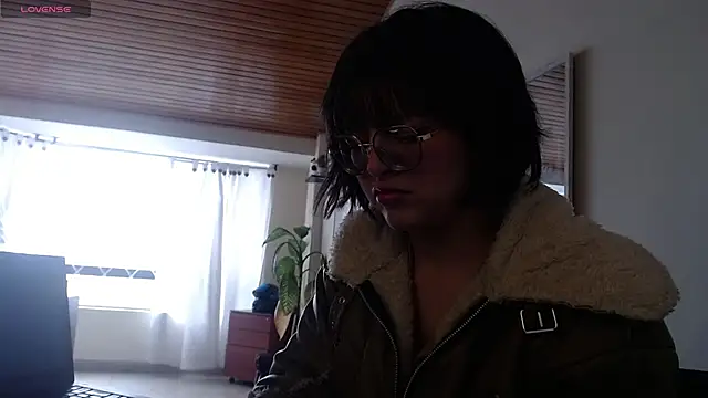 NamiDVelvet online show from 10-01-25, 03:16