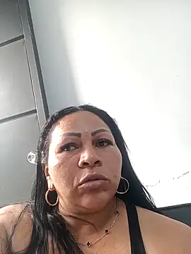 Dirty Candy online show from 10-15-25, 01:52