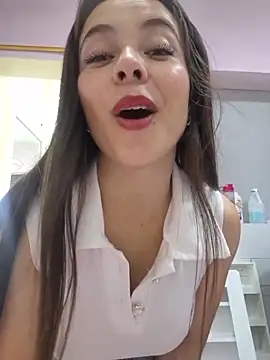 Snapshot of EmmaValencia_ chatting on 06-12-26, 09:34 EmmaValencia online show from 06-12-26, 09:34