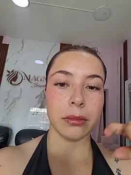 EmmaValencia  online show from 05-22-26, 07:56