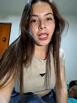 EmmaValencia  online show from 10-28-25, 04:46