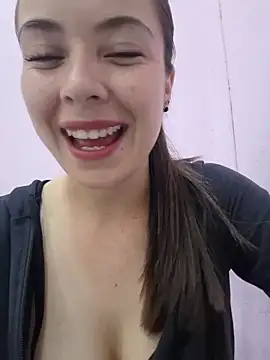 EmmaValencia  online show from 02-04-26, 10:16