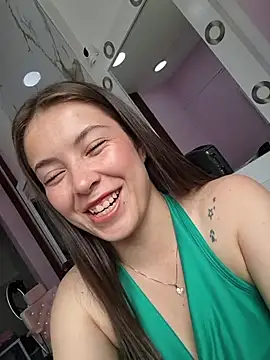 EmmaValencia  online show from 03-17-26, 04:21