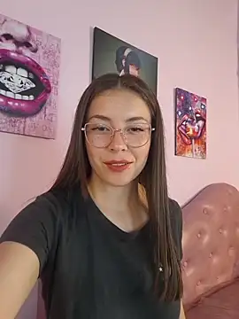 EmmaValencia  online show from 02-09-26, 09:35