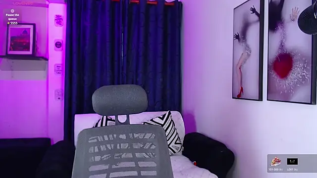  evee  online show from 12-19-25, 10:12