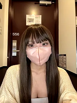 Riria xx online show from 11-18-25, 02:16