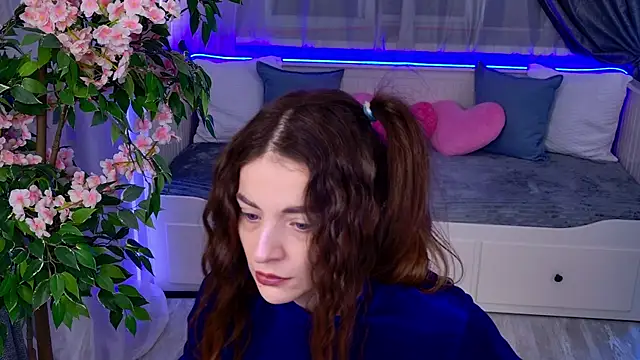 NikkaBush online show from 10-16-25, 05:38