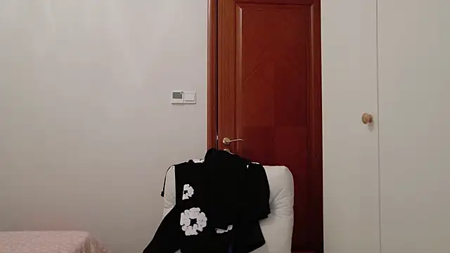 hangzi-0011 online show from 11-14-25, 01:04