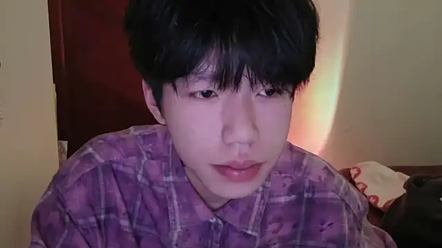 Snapshot of hangzi-0011 chatting on 02-27-26, 04:56 hangzi-0011 online show from 02-27-26, 04:56