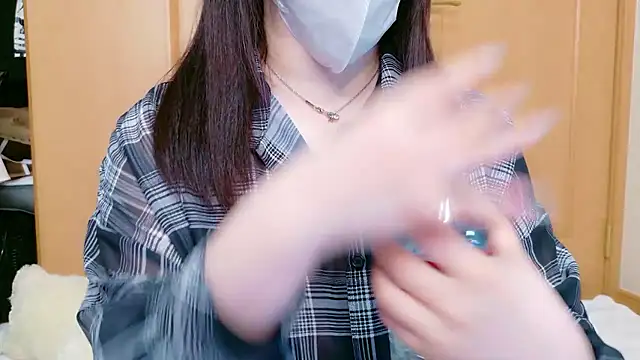 YUKINA 00 online show from 04-21-26, 03:51