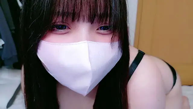 Snapshot of YUKINA_00 chatting on 06-03-26, 03:39 YUKINA 00 online show from 06-03-26, 03:39