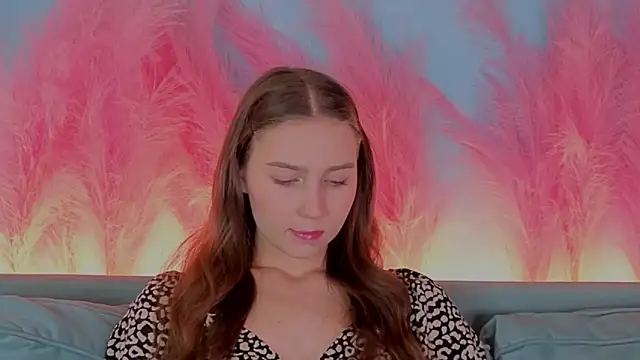 OliviaLay online show from 12-16-25, 11:25