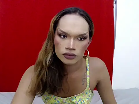 amandareddragon online show from 10-09-25, 02:17