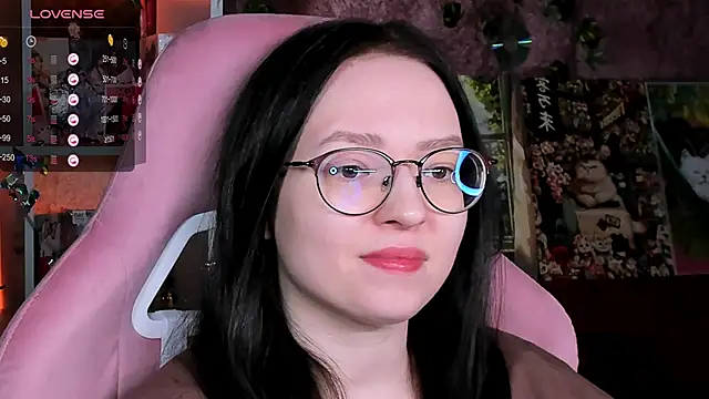 Snapshot of power_robynn chatting on 06-19-26, 04:46 power robynn online show from 06-19-26, 04:46