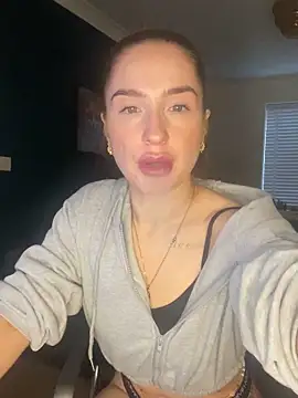 Cherry-L-28 online show from 11-27-25, 11:21