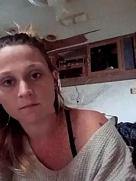 Queen2454 online show from 04-11-26, 12:51