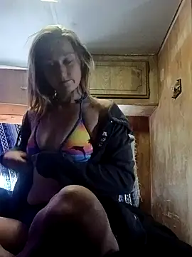 Snapshot of Queen2454 chatting on 05-17-26, 11:49 Queen2454 online show from 05-17-26, 11:49