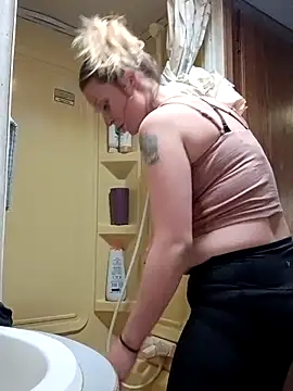 Queen2454 online show from 04-07-26, 06:21