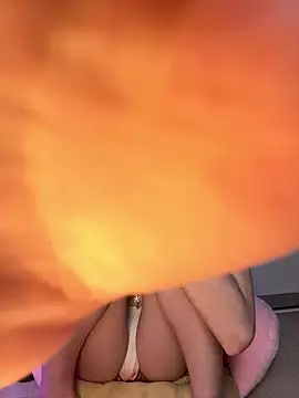 bunnyirisluv online show from 02-26-26, 10:10