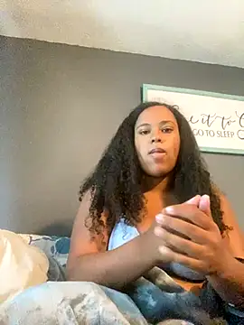 Snapshot of nicolette356 chatting on 10-10-25, 03:02 nicolette356 online show from 10-10-25, 03:02
