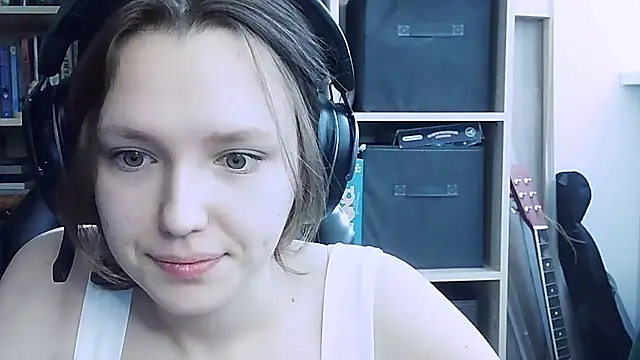 Snapshot of Diana-back chatting on 10-01-25, 06:07 Diana-back online show from 10-01-25, 06:07