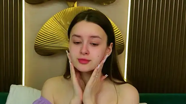 EvaSwen online show from 04-13-26, 06:06