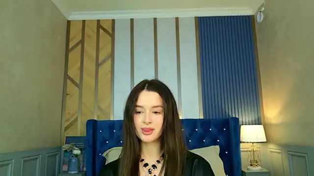 Snapshot of EvaSwen chatting on 06-12-26, 10:57 EvaSwen online show from 06-12-26, 10:57