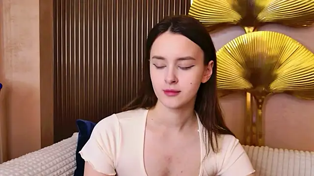 EvaSwen online show from 04-05-26, 10:44