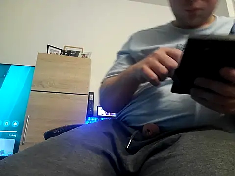 stivi2526 online show from 11-13-25, 10:57